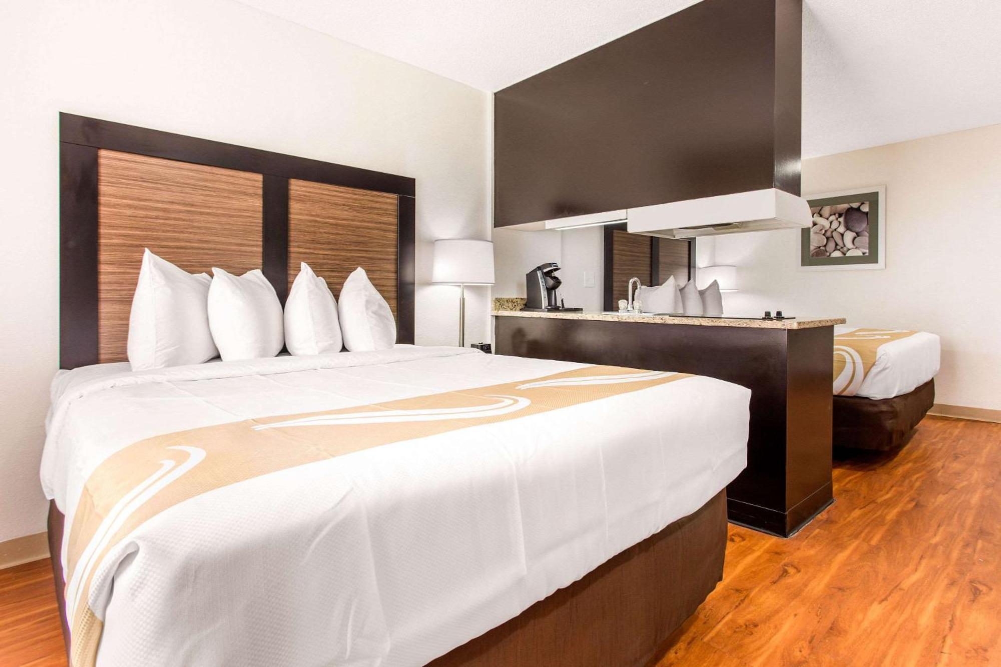 Quality Inn & Suites Myrtle Beach Near Outlets Buitenkant foto