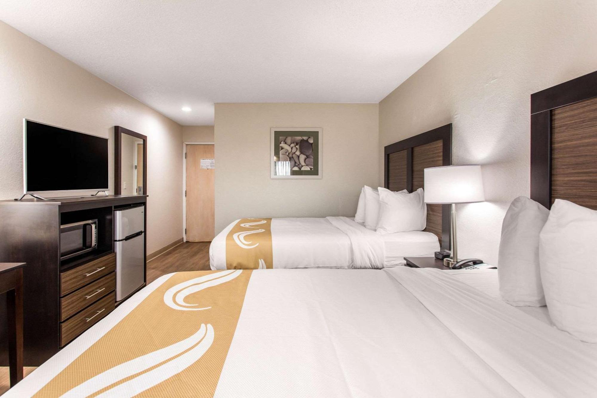 Quality Inn & Suites Myrtle Beach Near Outlets Buitenkant foto